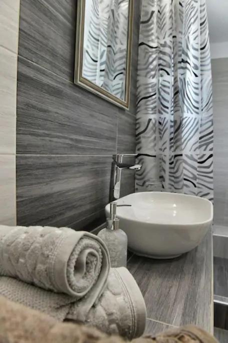 Crystallia Seaside Maisonette By Rentalspro- Nea Moudania Buitenkant foto